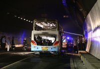無錫公司夜班車起火造成24死19傷