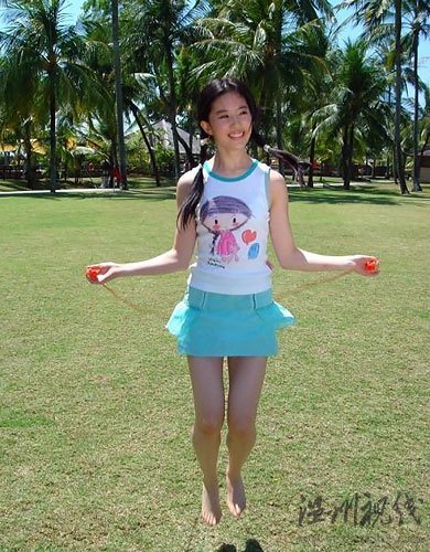 劉亦菲