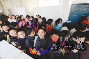 \"開發(fā)商承諾買房入名校校長嘆學(xué)校成賣樓籌碼\"