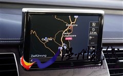 豪華車型新典范 海外試駕2011款?yuàn)W迪-A8 汽車之家 豪華車型新典范 海外試駕2011款?yuàn)W迪-A8 汽車之家