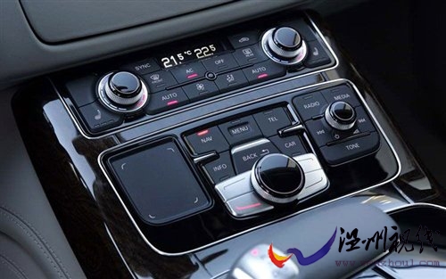 豪華車型新典范 海外試駕2011款?yuàn)W迪-A8 汽車之家 豪華車型新典范 海外試駕2011款?yuàn)W迪-A8 汽車之家