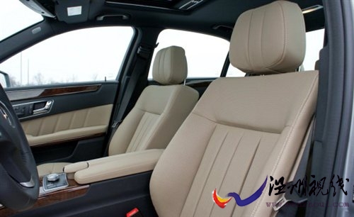 豪華動力兩不誤 試駕2010款奔馳-E550 汽車之家 豪華動力兩不誤 試駕2010款奔馳-E550 汽車之家