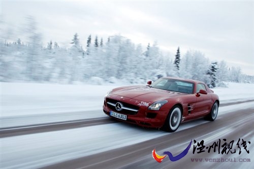浪漫之旅 冰雪試駕2011款奔馳SLS AMG 汽車之家 浪漫之旅 冰雪試駕2011款奔馳SLS AMG 汽車之家
