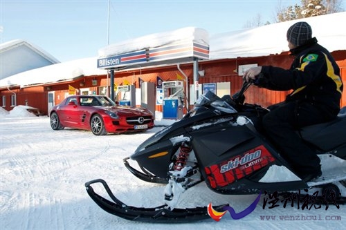 浪漫之旅 冰雪試駕2011款奔馳SLS AMG 汽車之家 浪漫之旅 冰雪試駕2011款奔馳SLS AMG 汽車之家