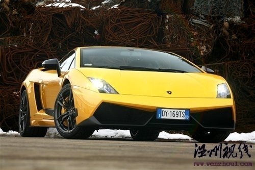 憤怒的公牛 試駕蘭博基尼Superleggera 汽車之家