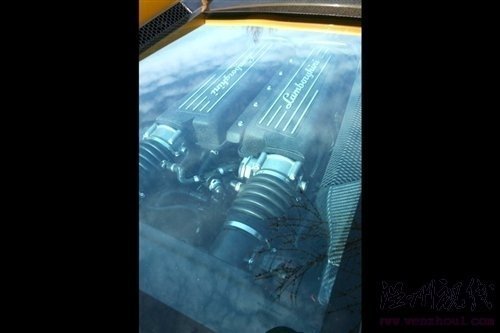 憤怒的公牛 試駕蘭博基尼Superleggera 汽車之家