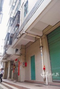 村長疑因陪副區長喝酒后猝死衛生間(圖)
