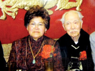 美111歲華人迎娶69歲妻子感嘆初婚感覺(jué)好(圖)