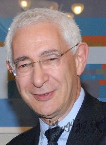 私下談話遭秘密錄音 英足總主席尷尬辭職