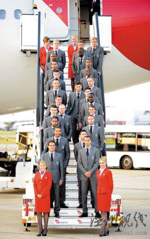 英格蘭抵達南非受軍方戒嚴 國寶級待遇堪比美國