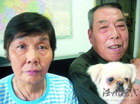兒子被害近3年，崔英安夫婦希望兇手史光輝盡快落網(wǎng)。 記者 方有成 攝