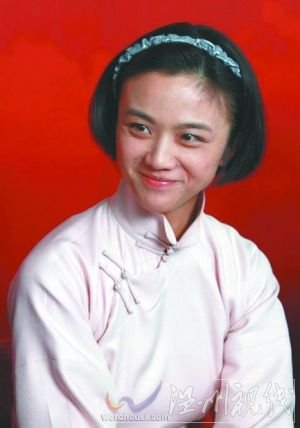 湯唯此前以劇中人物形象出現(xiàn)在《建黨偉業(yè)》的活動(dòng)上。
