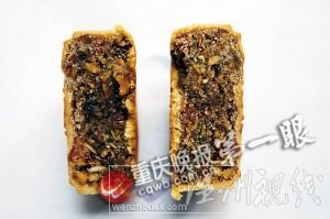 盡管常溫下放置了近3年，月餅看上去仍沒有霉變。