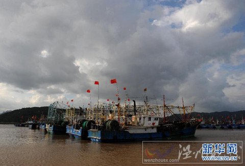 “梅花”逼近 浙江4000余艘船舶停航避風