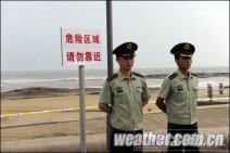 臺風“梅花”來臨　山東日照海水浴場已關閉