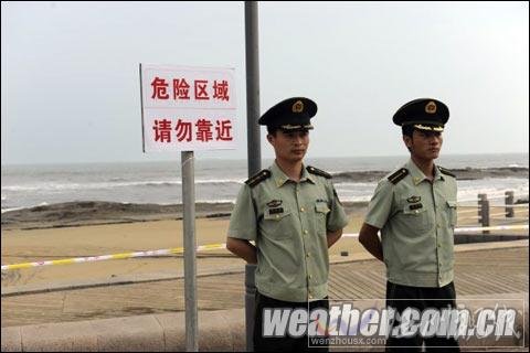 山東日照關(guān)閉所有海水浴場防臺風(fēng)“梅花”