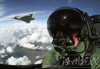 美國臺風中啟動飛機監(jiān)測