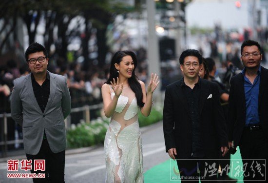 張馨予透明裝