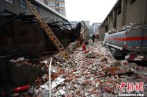 武漢油罐爆炸因操作不當(dāng)引起 汽車空油箱都會爆炸何