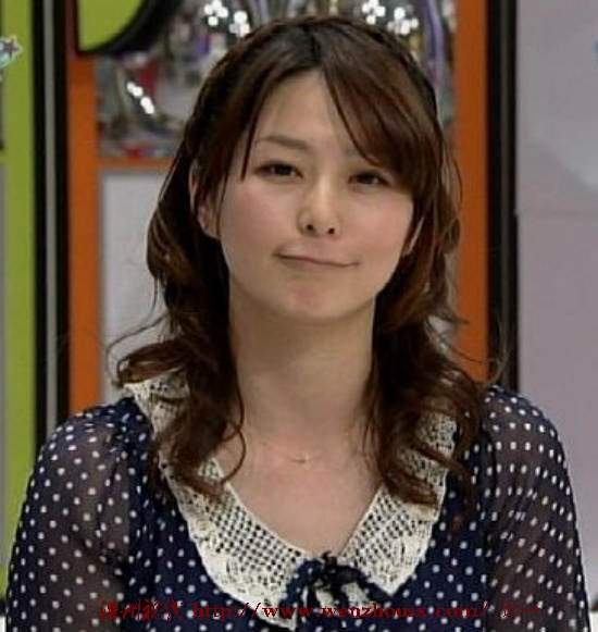 日本美女主持杉浦友紀的圖片