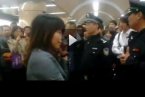 律師姐掌摑警察稱“我是律師” 圍觀群眾集體怒斥律