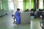 南京某中學師生穿睡衣上課 學校支持“睡衣日”