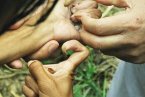 兄妹隱居深山20余年被村民稱為野人 導(dǎo)致兄妹隱居深