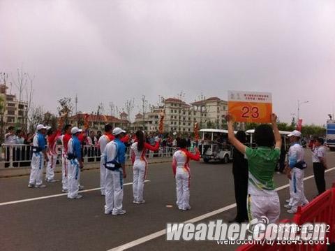 14日亞沙會(huì)火炬?zhèn)鬟f在海陽進(jìn)行
