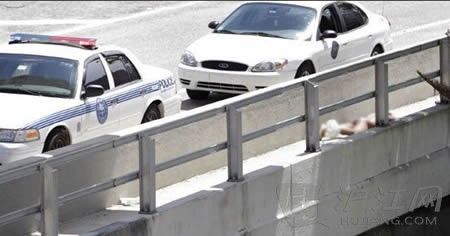 邁阿密裸體“食臉男”:當街“啃食”他人面部被擊斃 邁阿密裸體“食臉男”:當街“啃食”他人面部被擊斃