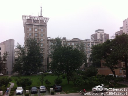 北京26日下午陰有小雨轉雷陣雨 并伴有輕霧