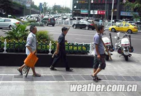40℃高溫來襲 本周酷暑或?qū)?ldquo;熱翻”重慶