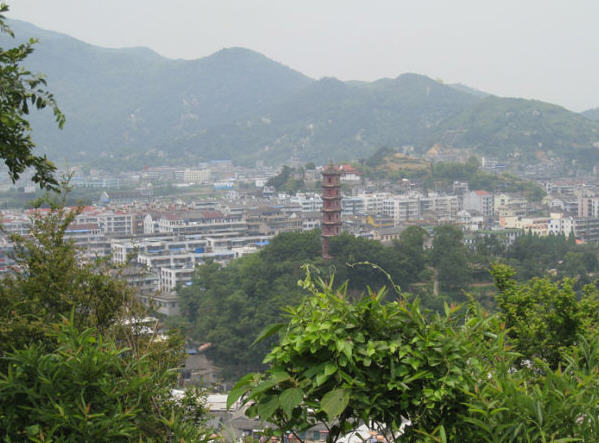 羅浮雙塔