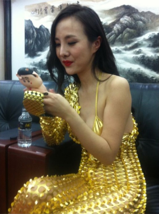 干露露昆明車展