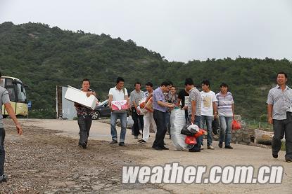 浙江象山崇攙港 近千艘漁船回港避風(fēng)