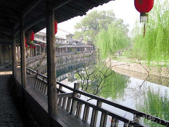巖頭麗水街
