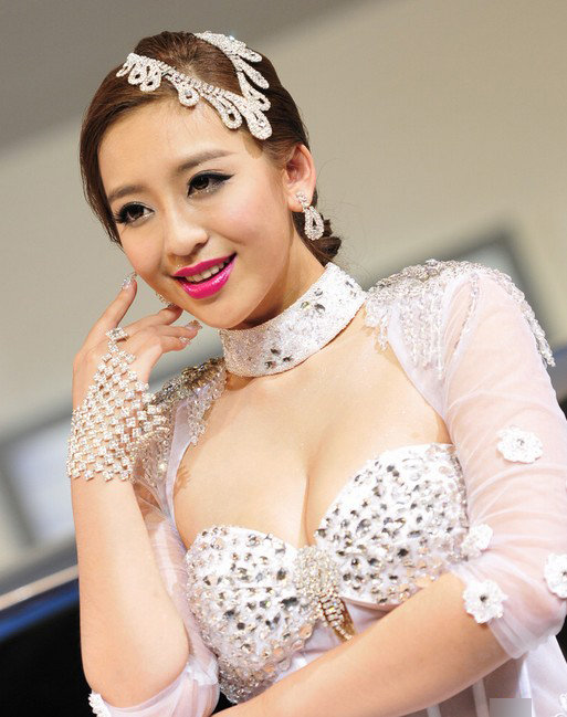 高三車展女神曹陽