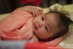黃貫中微博曬照片 黃貫中女兒叉燒包長的像朱茵