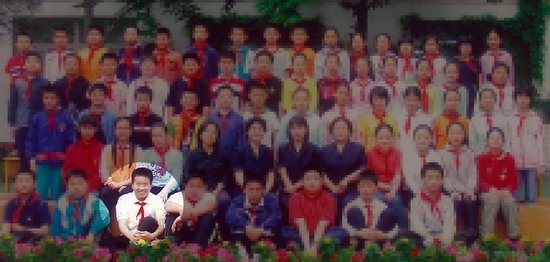 李天一小學(xué)畢業(yè)照