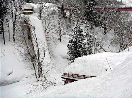 日本北海道暴風(fēng)雪