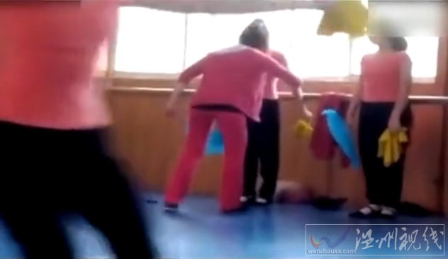 老師粗暴對待學生讓人咬牙切齒