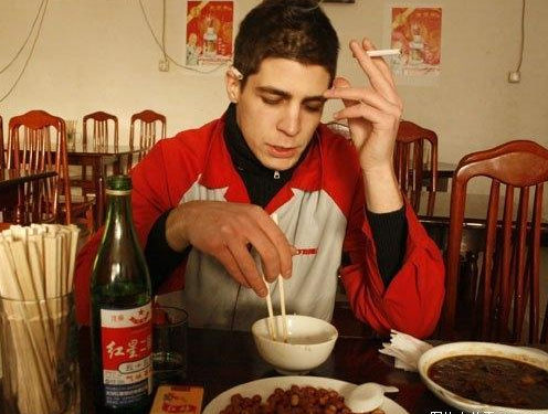 美國一男子在中國打工
