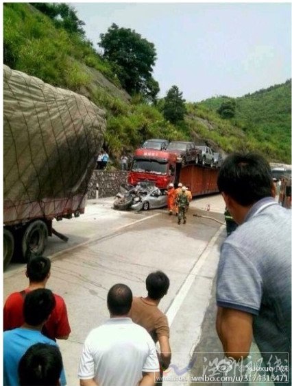 桂林永福發(fā)生一起特大車禍