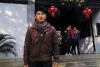 大學(xué)生商場(chǎng)墜亡 兩位大學(xué)生商場(chǎng)打工第一天墜亡