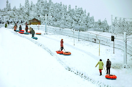 重慶高山景區雪景很美 未來三天還有雨雪天氣