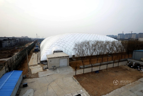 學校建防霾帳篷館