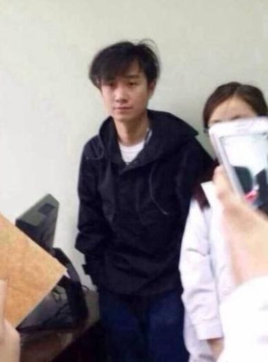 文章馬伊琍離婚傳聞被破，文章去看奶奶不是和馬伊琍辦離婚手續