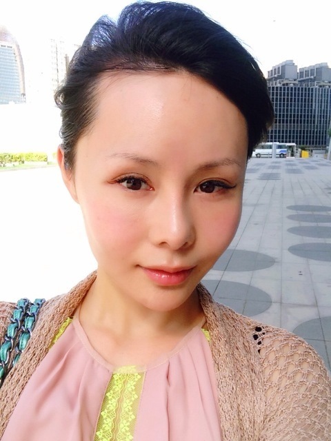 央視女主播朱曉琳圖片