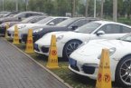 溫州保時捷車隊集體超速 9輛保時捷在七都大橋狂飆