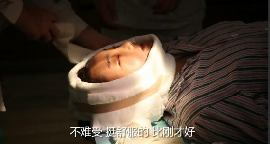 王梓整容前后對比 微博直播整容過程