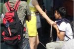 男子地鐵偷拍被抓 跪地求饒